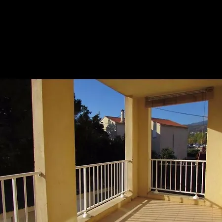Bel Appartement 3 Chambres Avec Terrasse Lucciana * Lucciana (Corsica)